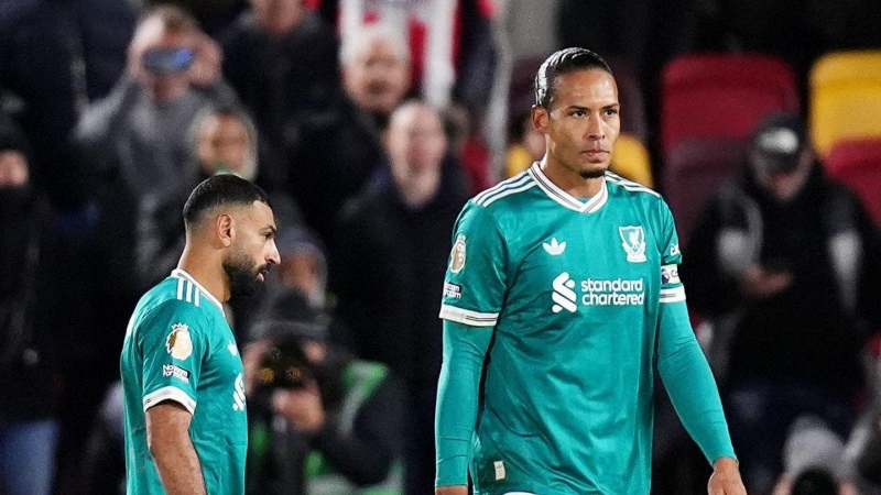 HLV Arne Slot đối mặt áp lực: 5 vấn đề cần giải quyết tại Liverpool