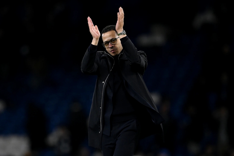 Khởi đầu đầy hứa hẹn của Liam Rosenior tại Chelsea